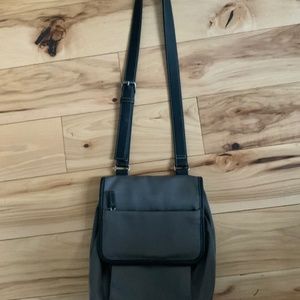 FOSSIL CROSSBODY BAG $25
